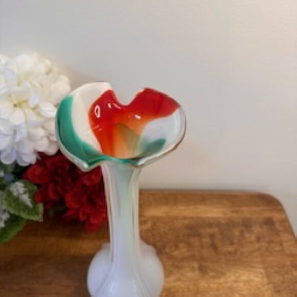 Vintage Hand Blown Art Glass Vase‎ White Base Red Green Swirl Ruffled Top - Picture 3 of 9